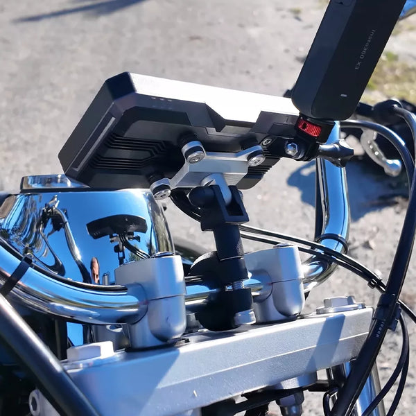 C9 Pro Max: Motorrad-Navi mit Dual-Dashcam & CarPlay